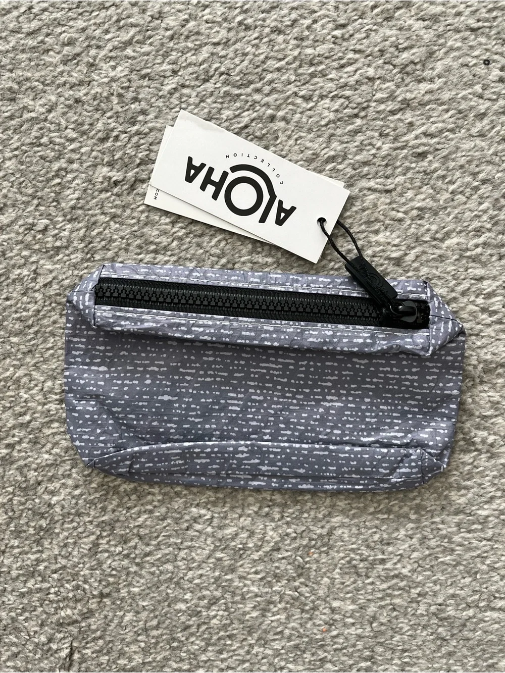NWT Vuori x Aloha Pouch and Pink Lululemon Crew Socks Size Large
